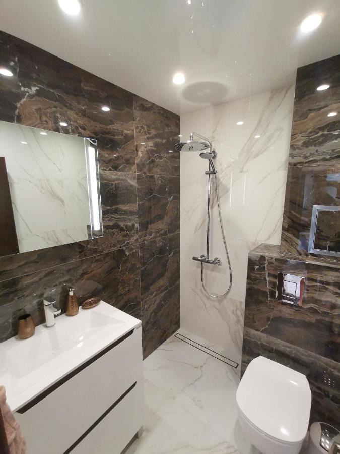 City Center Lux Apartment Βάρνα Εξωτερικό φωτογραφία