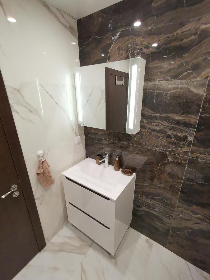 City Center Lux Apartment Βάρνα Εξωτερικό φωτογραφία